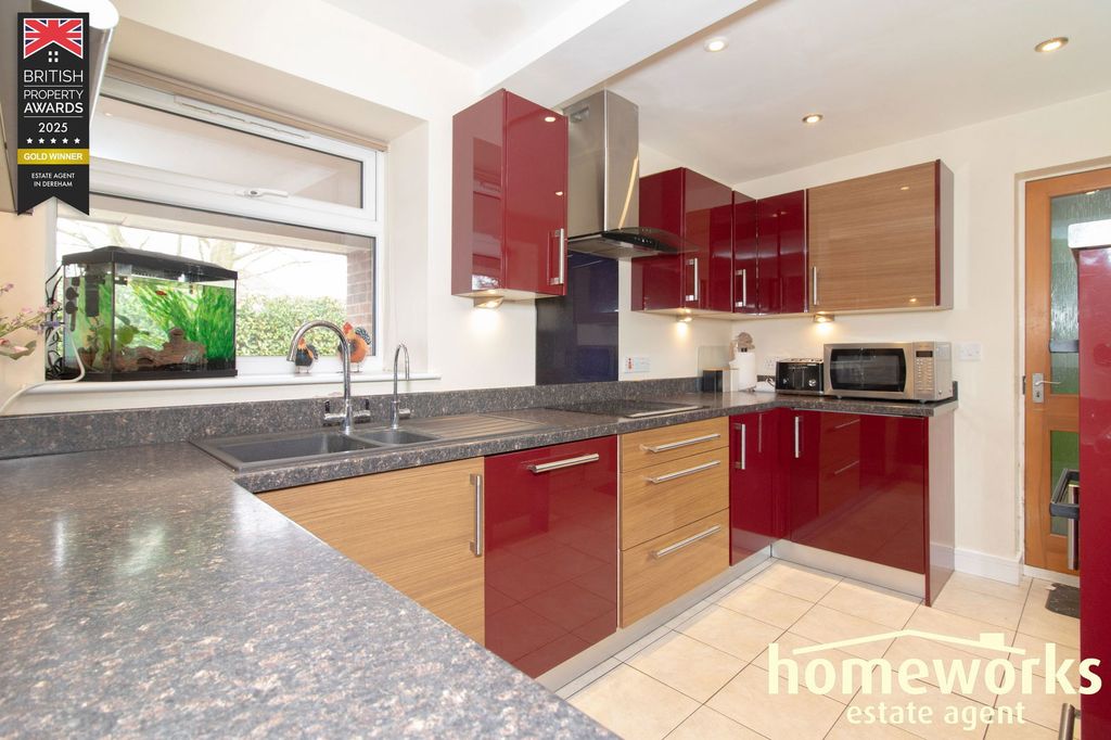 Additional image 8 of 3 bed bungalow for saleNeatherd Road, Dereham NR20