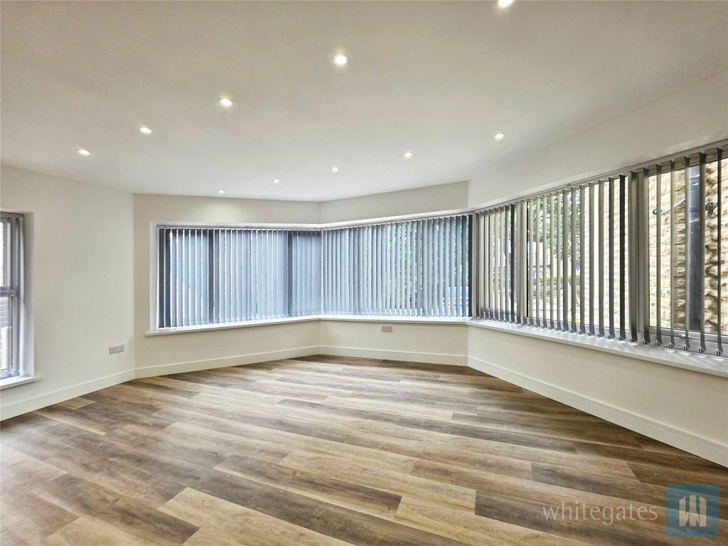 Property photo 3 of 14 Picture No. 02