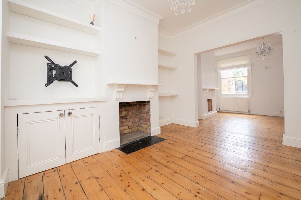 Property photo 3 of 15