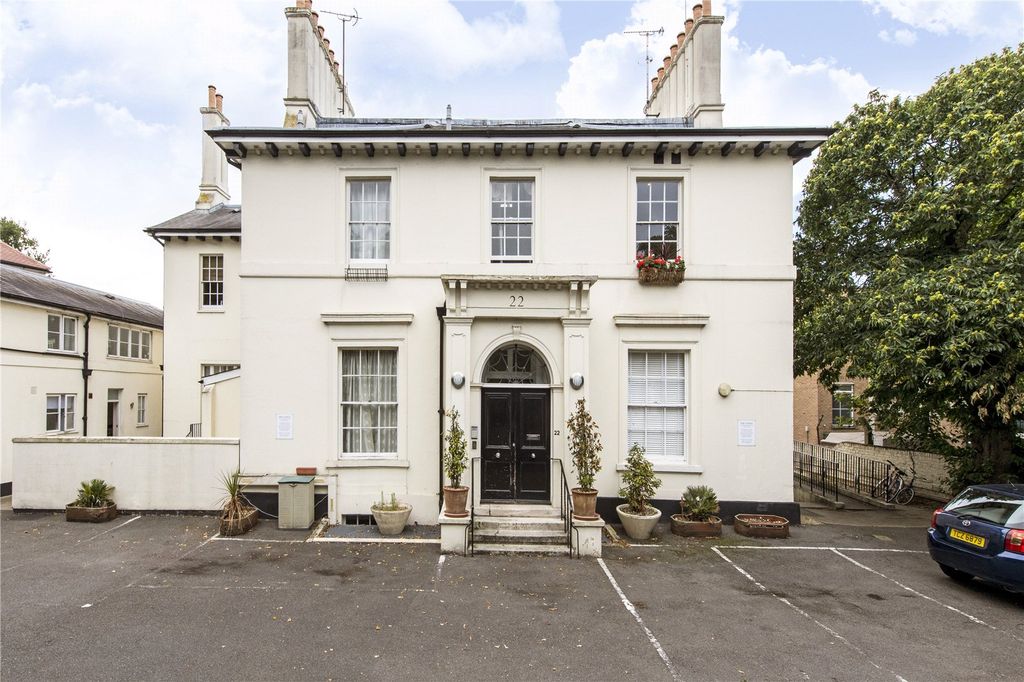 Property photo 1 of 13 Picture No. 14