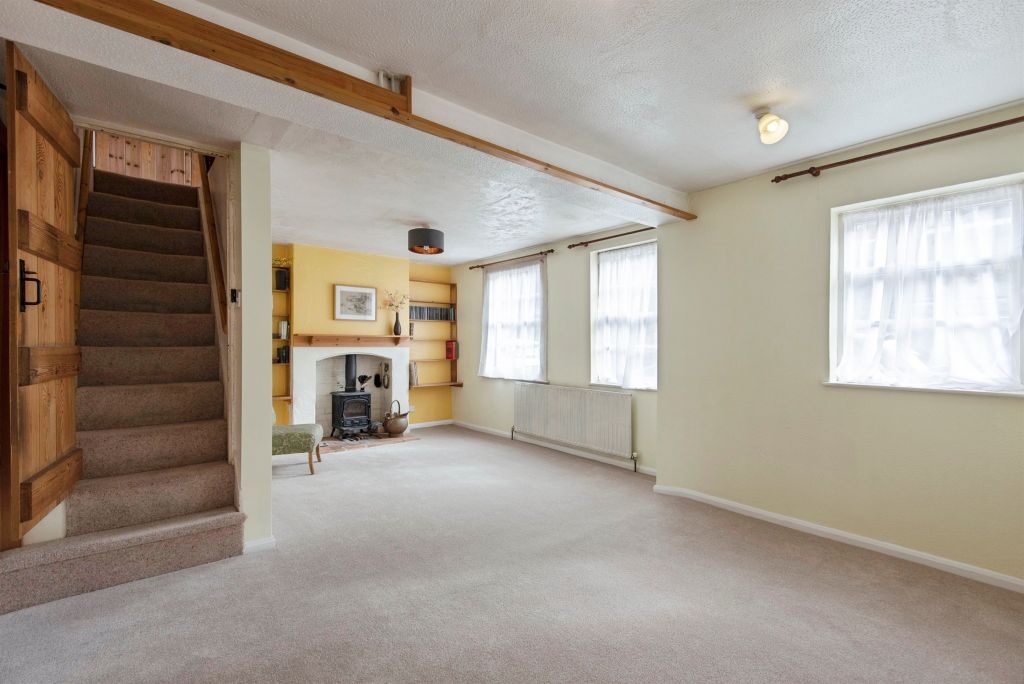 Property photo 3 of 25