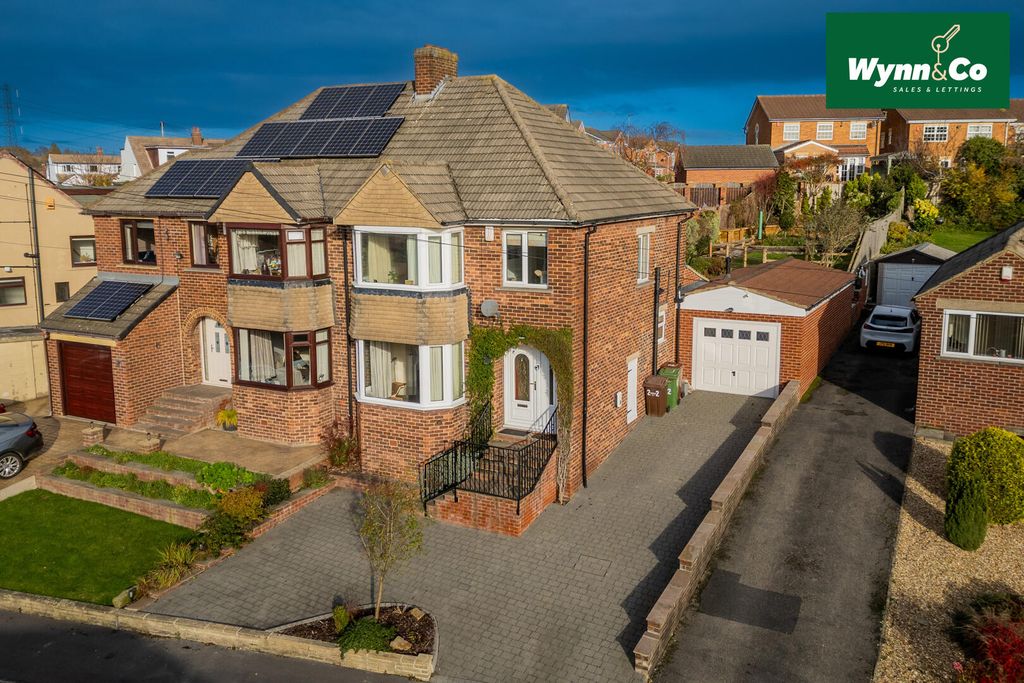 Property photo 1 of 31 Front (Exterior)