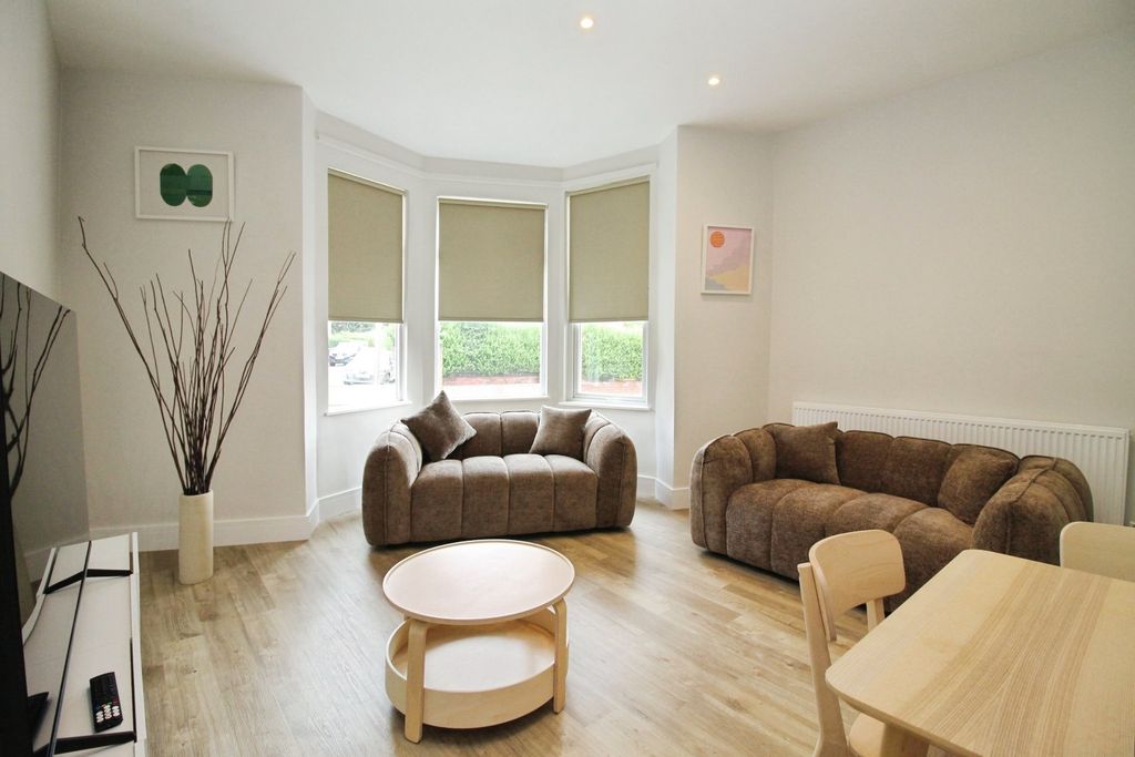 Property photo 3 of 16 Picture No. 29