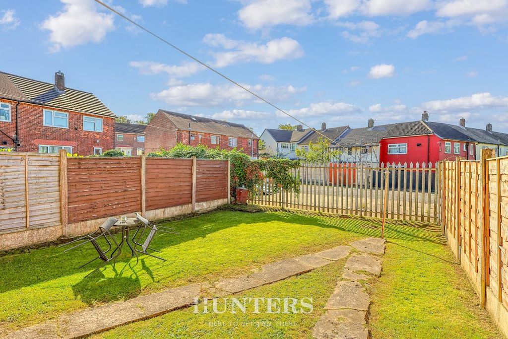 Property photo 2 of 18 Searness Road (19).Jpg