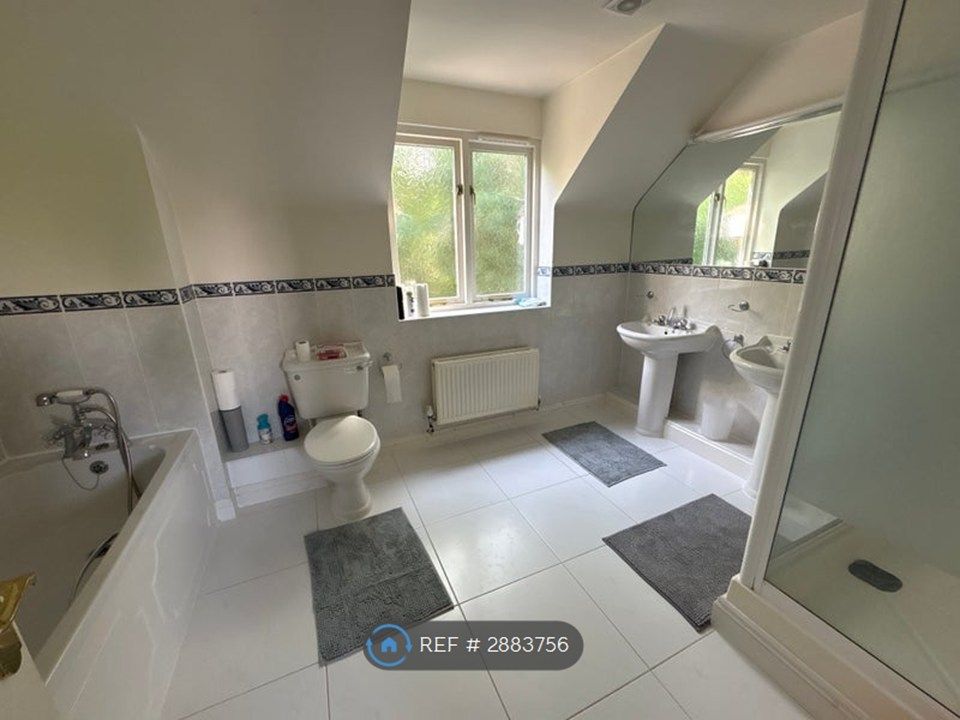Property photo 2 of 6 Double Bathroom