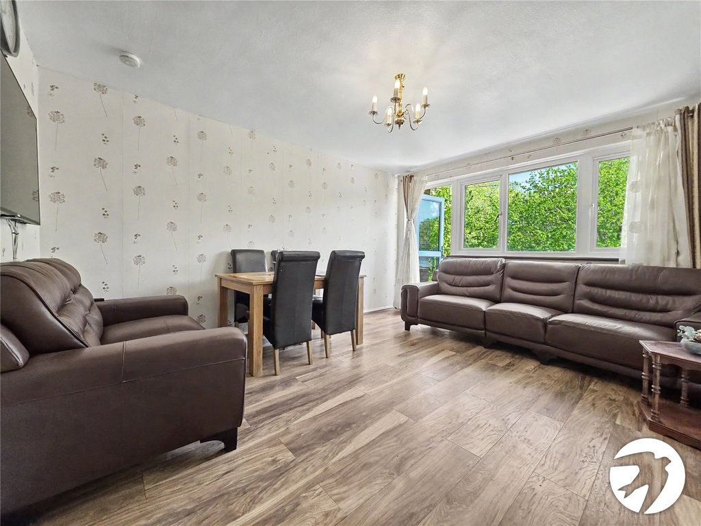 Property photo 1 of 9 Picture No. 02