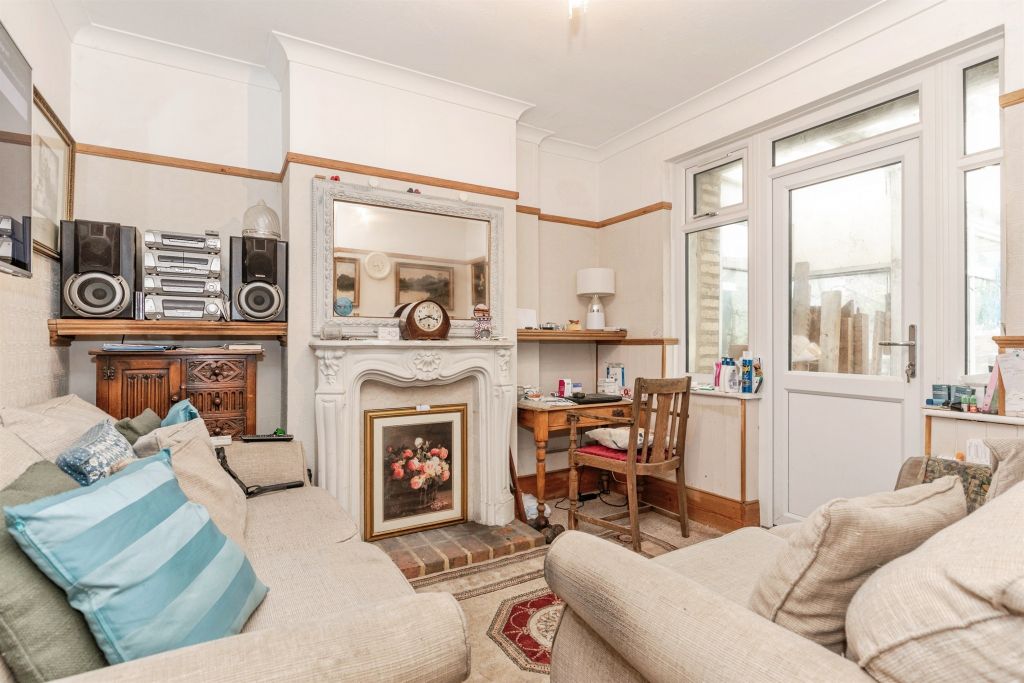 Property photo 2 of 19