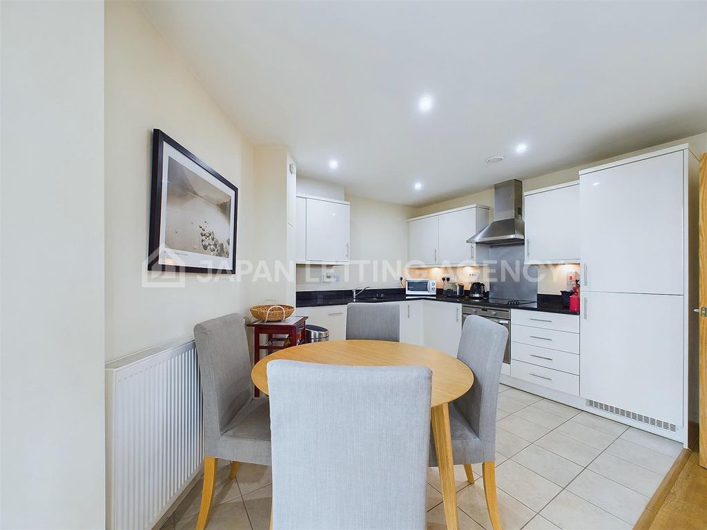 Property photo 2 of 6 Cam02206G0-Pr0135-Still001.Jpg