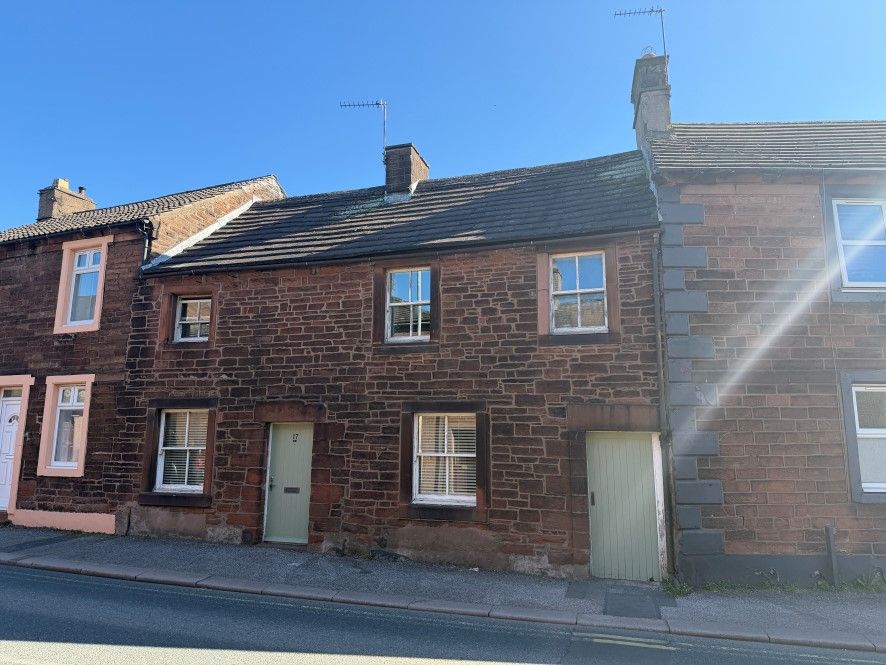 Property photo 1 of 12