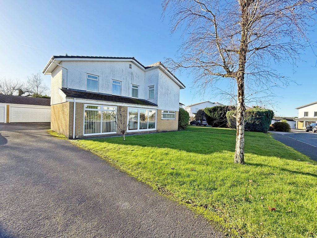 Property photo 1 of 32 Main Image