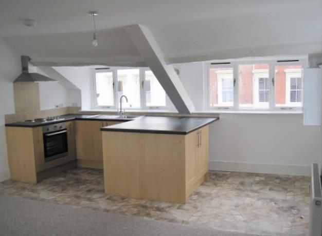 Property photo 2 of 6 Photo 4