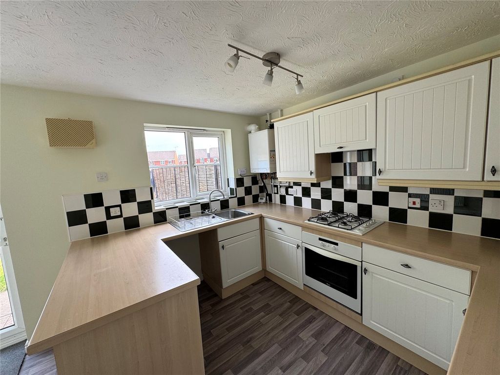 Property photo 3 of 16 Picture No. 15