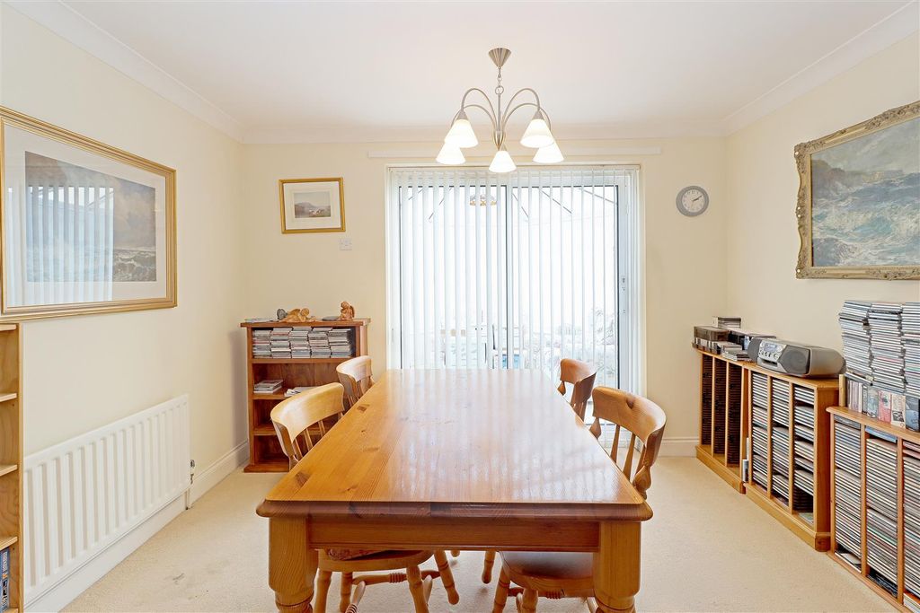Property photo 3 of 12 Dining Room