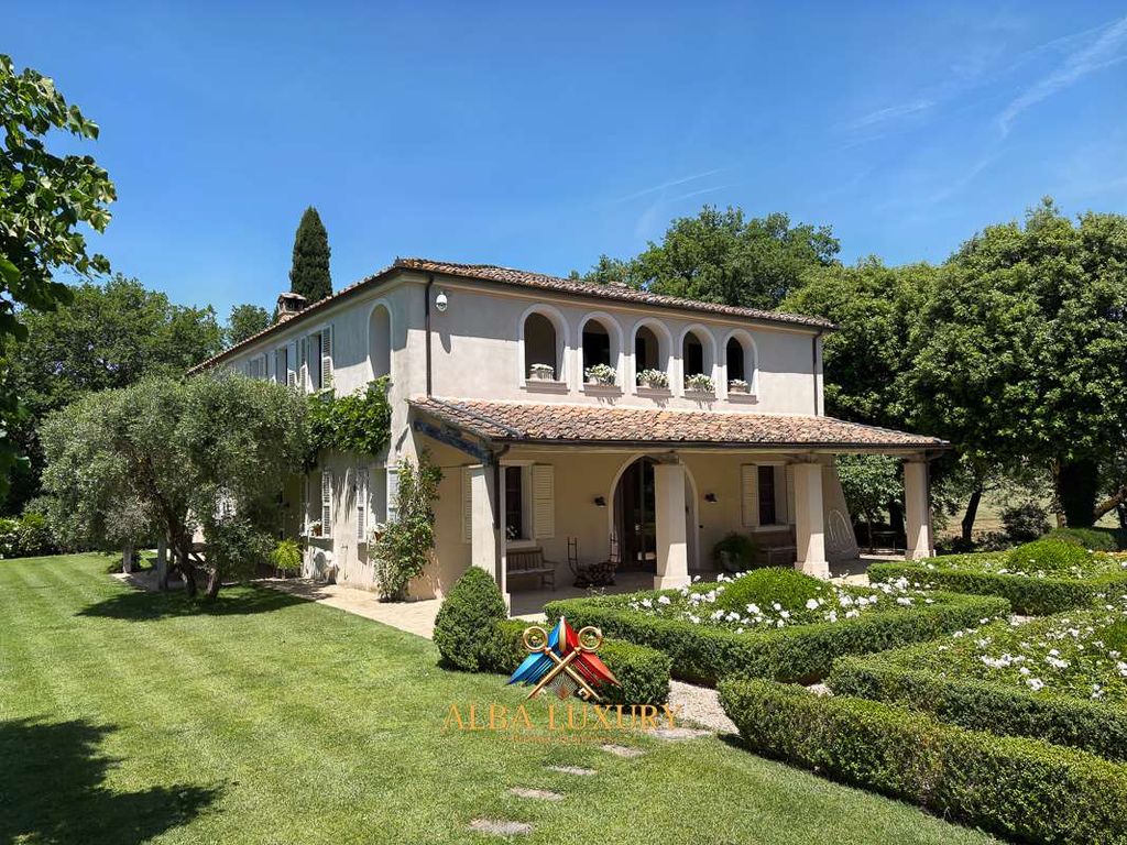 Property photo 1 of 39