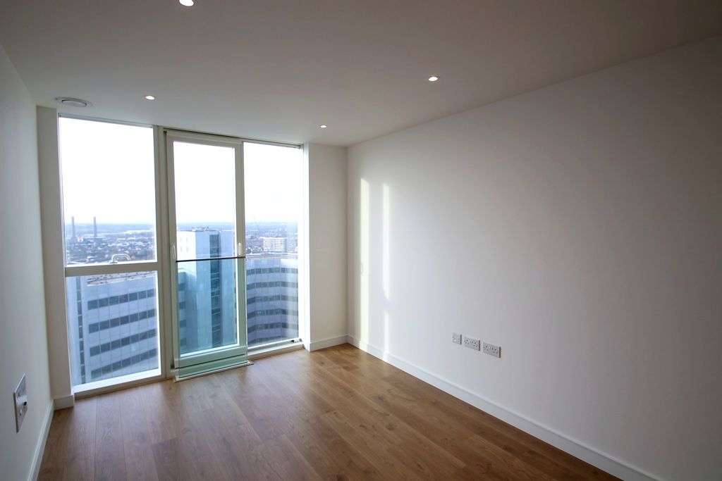 Property photo 3 of 7