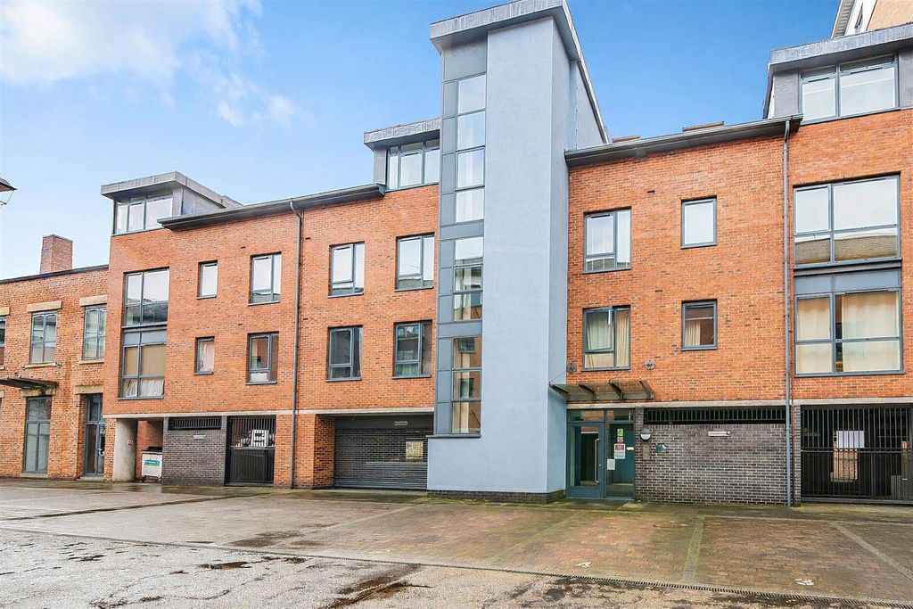 Property photo 1 of 12 Dvfp0Mk_8Eyq7-Xkve_Bgw.Png