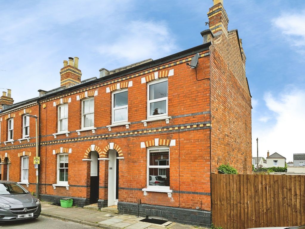 Property photo 1 of 17