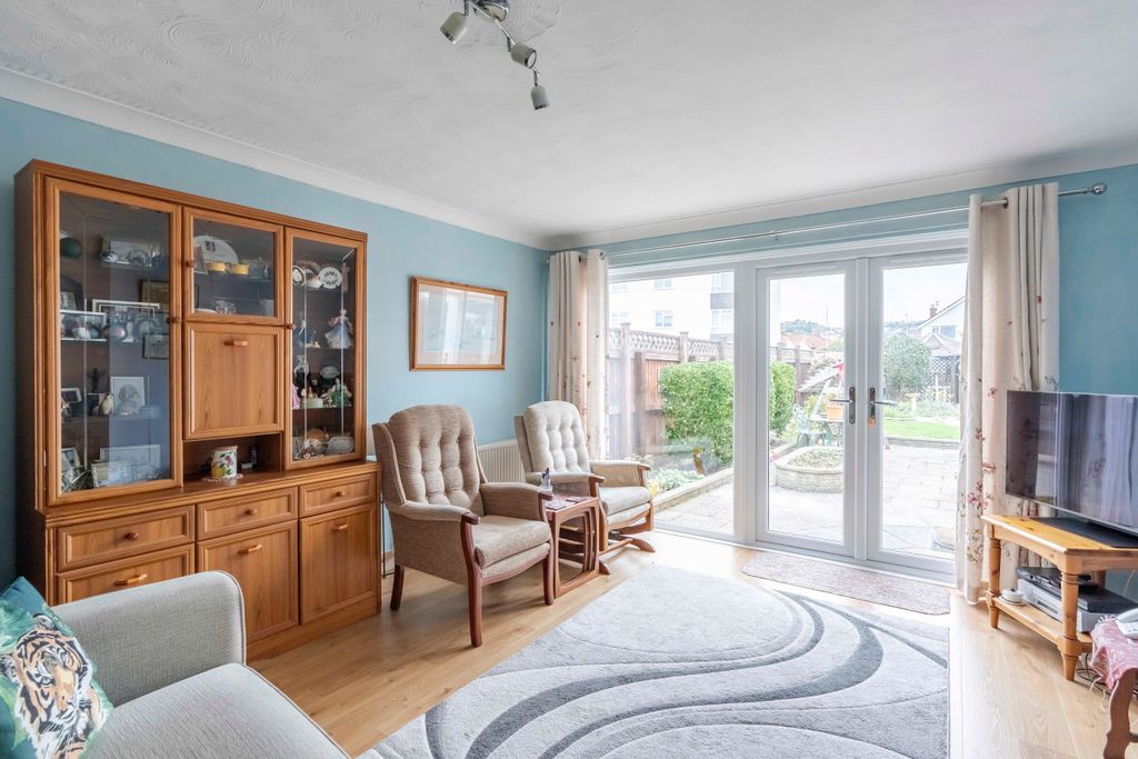 Property photo 3 of 17 Dsc09013-Hdr