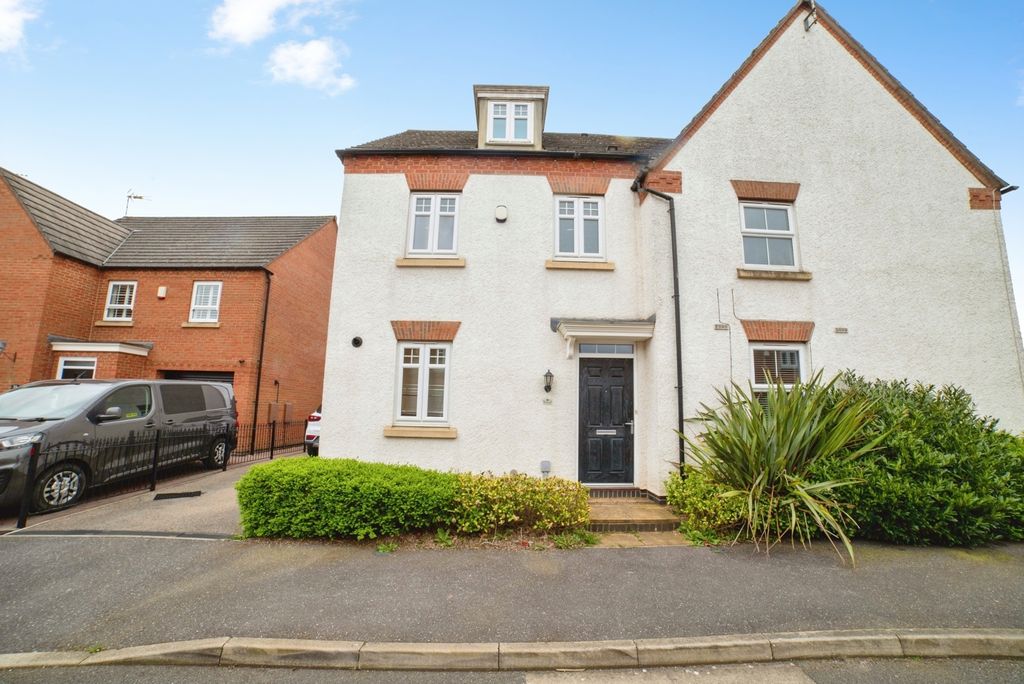 Property photo 1 of 13 Front