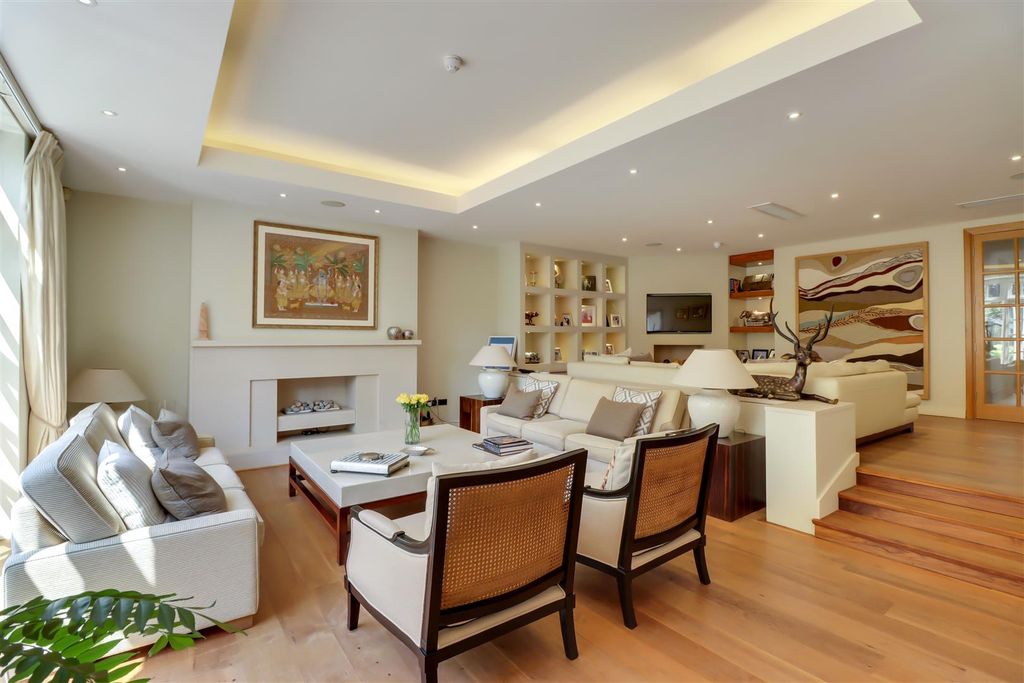 Winnington Road N2 photo 5