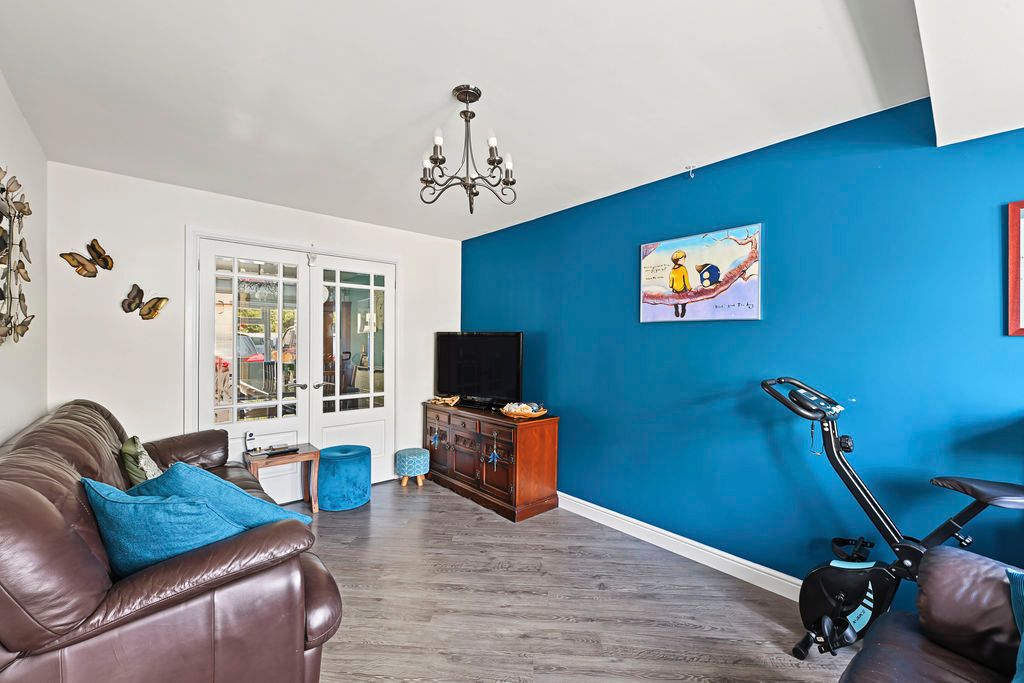 Property photo 3 of 16 Photo 6