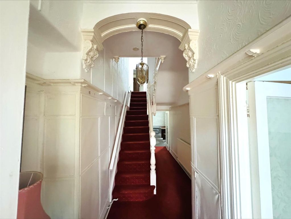 Property photo 3 of 36 Processed-68986Ef0-3Dd5-4F2E-B385-C782Ab8D1Fcf.Jpe