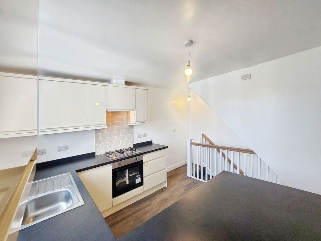 Property photo 3 of 19 Pbox-Img.Jpg