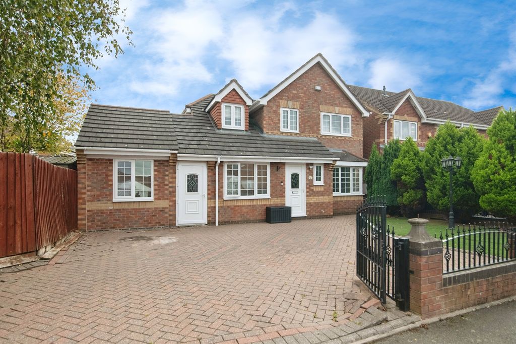 Property photo 1 of 17