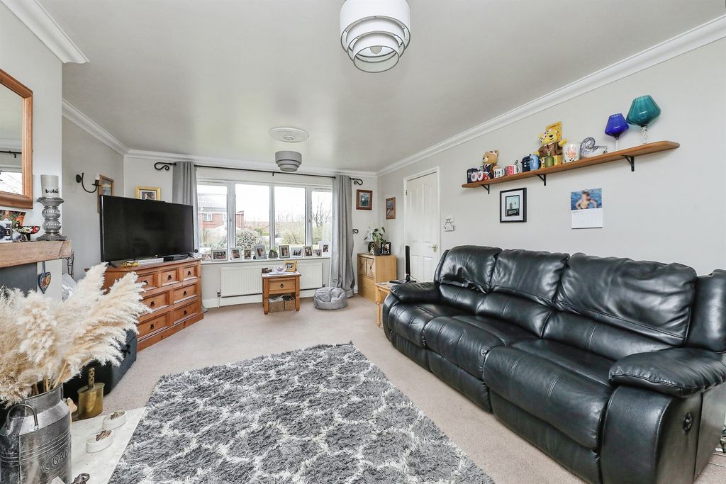 Additional image 5 of 5 bed detached house for saleNorwich Road, Dereham NR20