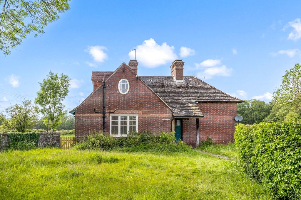 Property photo 1 of 25