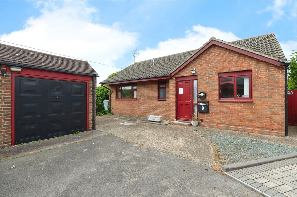 Property photo 1 of 17 Front