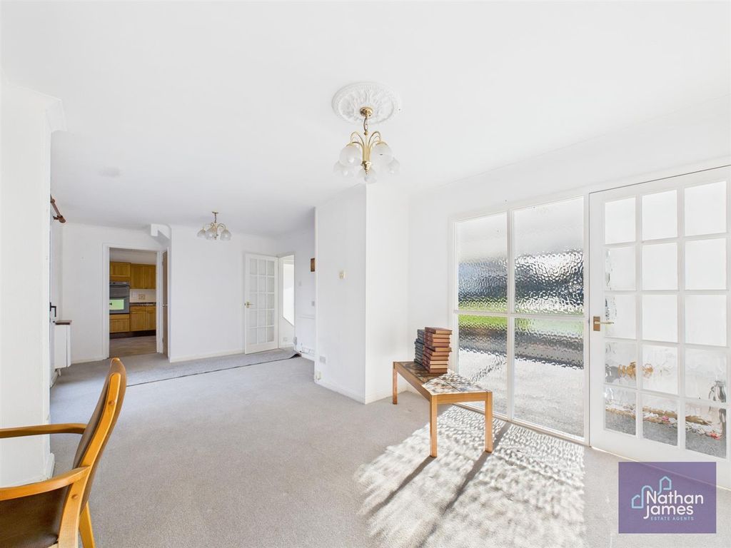 Property photo 3 of 19 Living/Dining Room