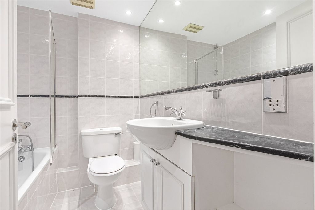 Property photo 2 of 14 Picture No. 31