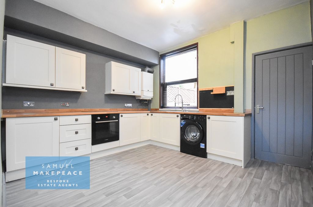 Property photo 2 of 15 Gallery