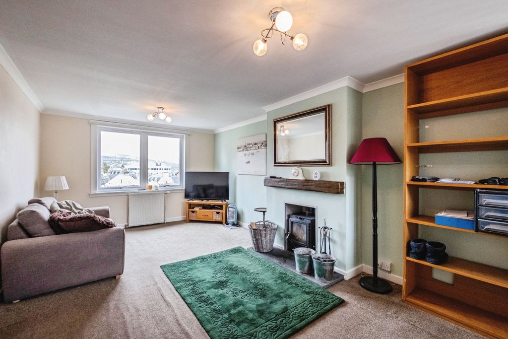 Property photo 3 of 19 Photo #3