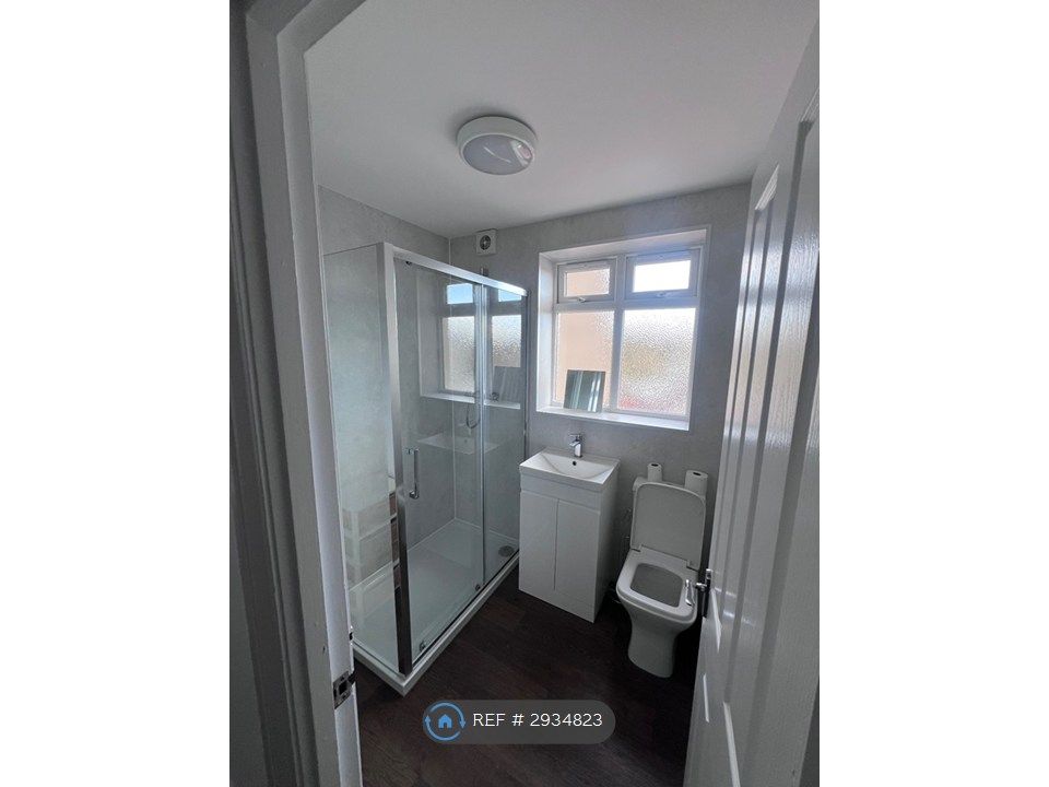 Property photo 3 of 8 First Floor Bathroom