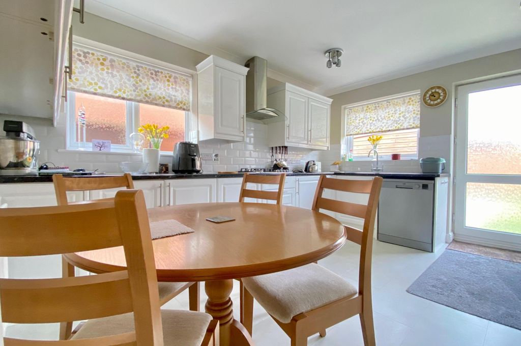 Property photo 2 of 22 Gallery