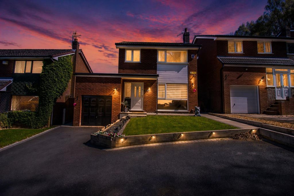 Property photo 2 of 34