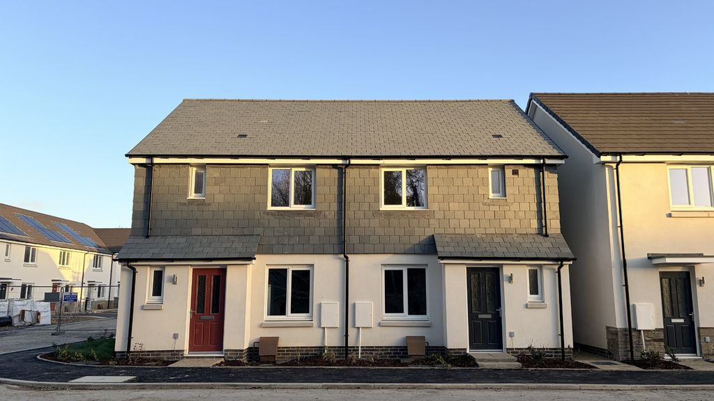 Property photo 1 of 8 5044630