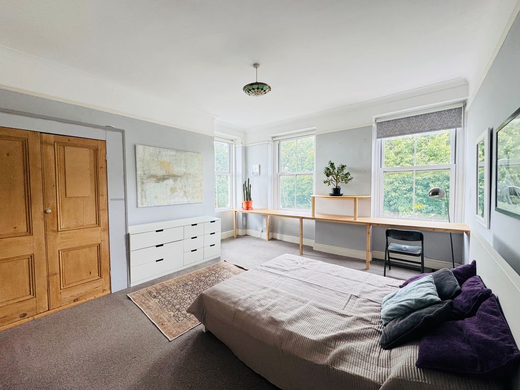 Property photo 2 of 13 Img_0439