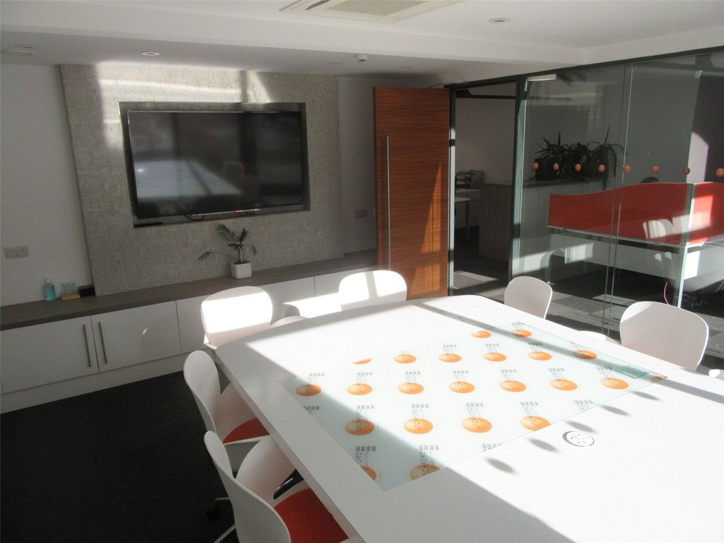 Property photo 2 of 7 Picture No. 02