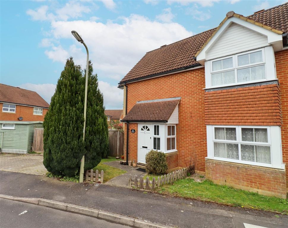 Property photo 1 of 16 Front