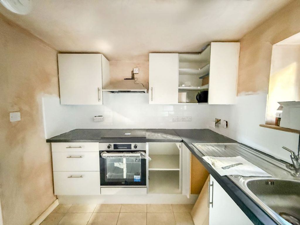 Property photo 3 of 10 Image 3