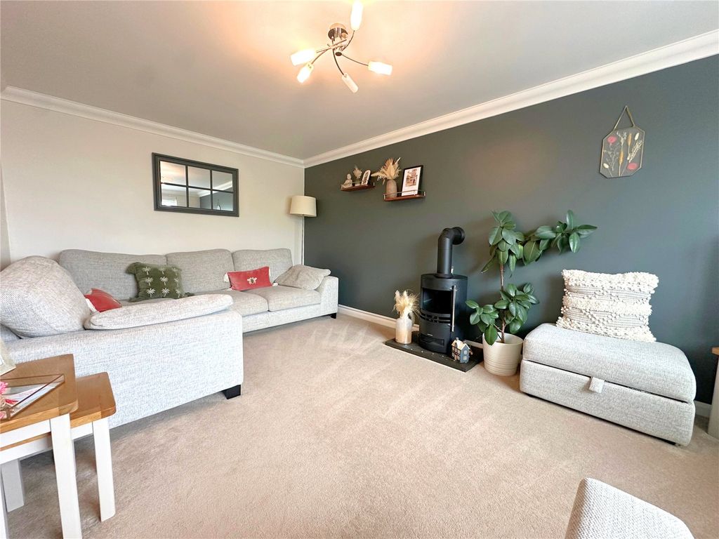 Property photo 3 of 23 Picture No. 03