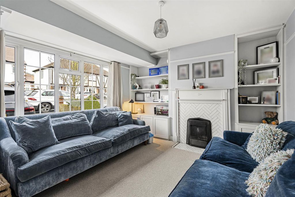 Property photo 2 of 21 8_73189.Jpg