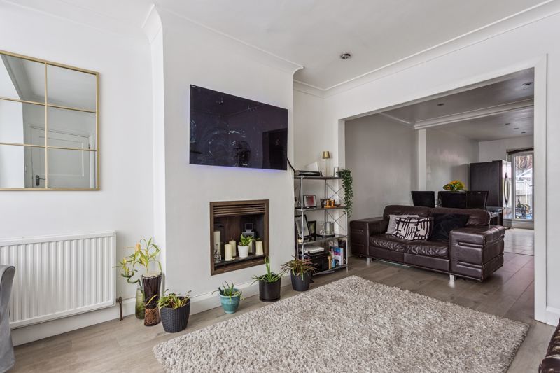 Property photo 3 of 18 Photo 8