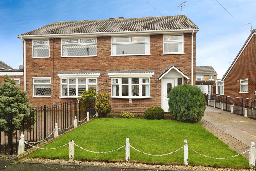 Property photo 1 of 15