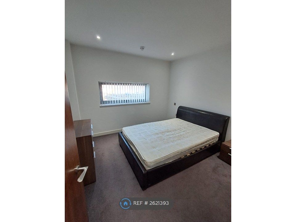 Property photo 3 of 5
