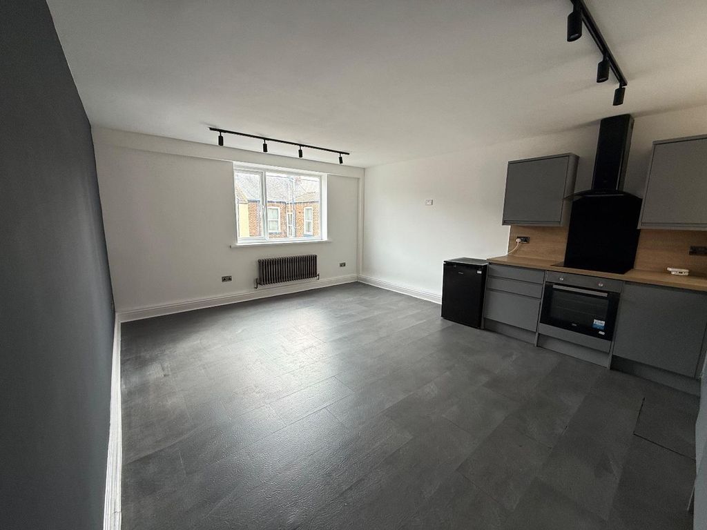 Property photo 2 of 8 Tempimageicuvgh.Jpg