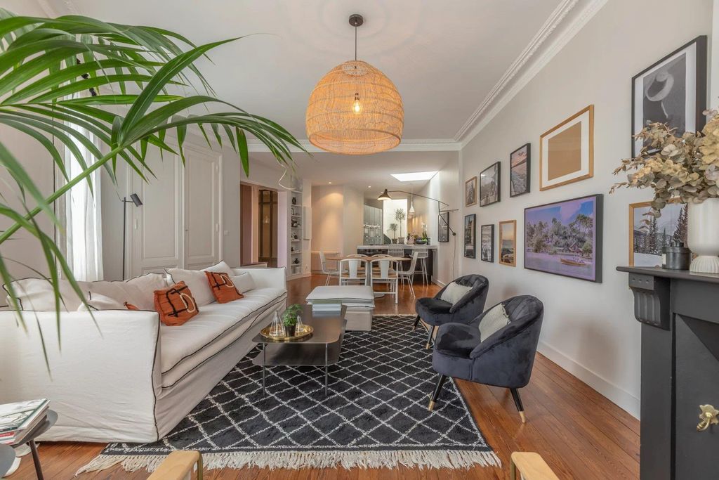 Property photo 1 of 13 Image